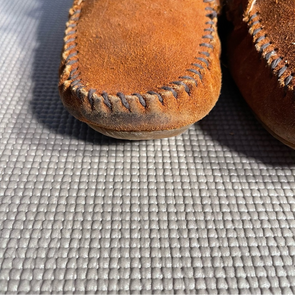 Minnetonka Lace Up Ankle Moccasins Aztec Design - Picture 6 of 10